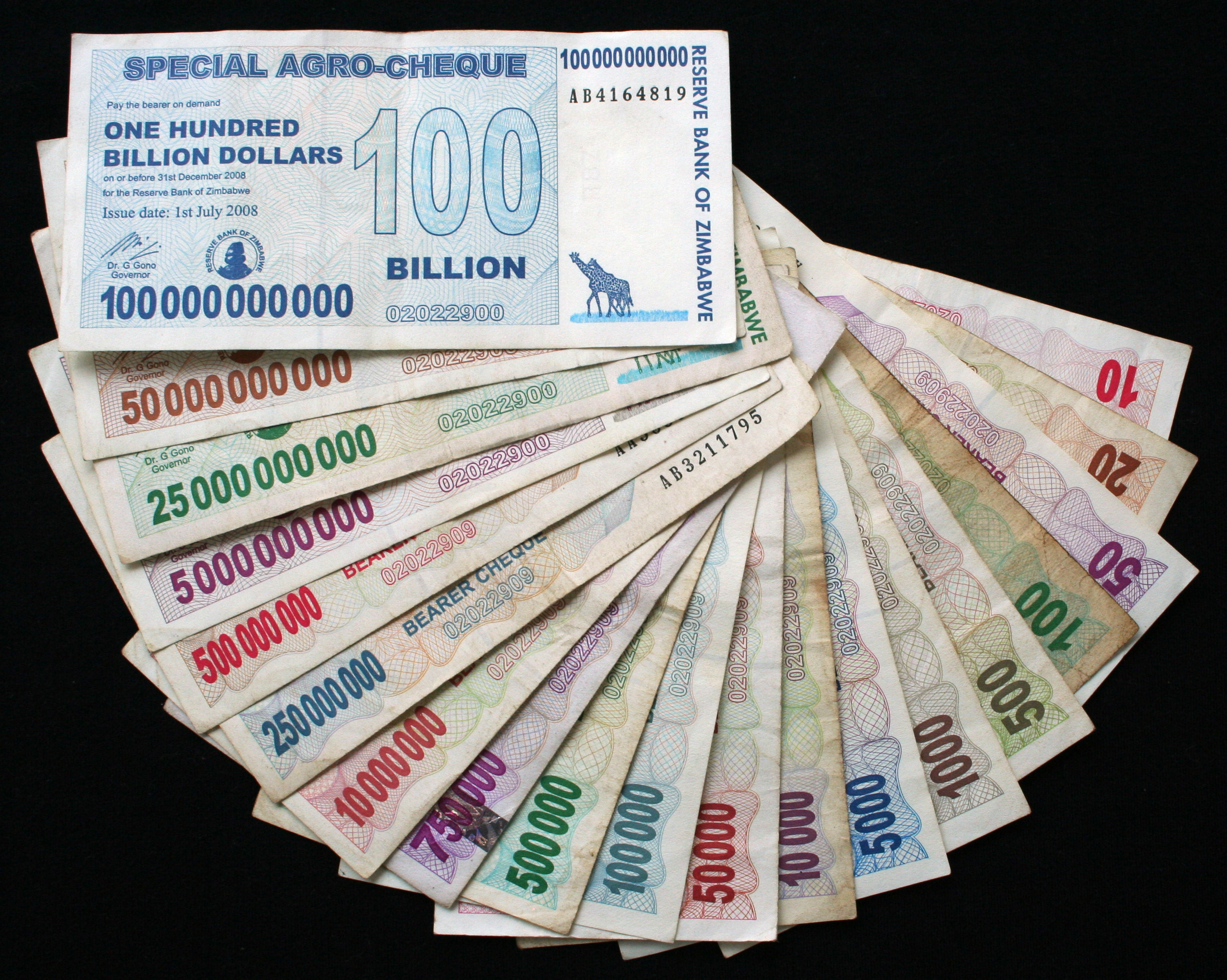  Zombie Money Draws Scorn From Cash Strapped Zimbabweans
